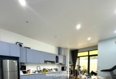 Bán nhà Thủ Đức, đường Số 8, Trường Thọ. DT 105m2, 2 tầng, 3PN. Sổ hồng, giá 7.85  tỷ. LH: 0933125879
